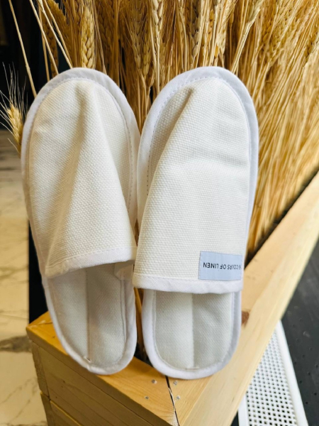 Домашние тапочки Anche white