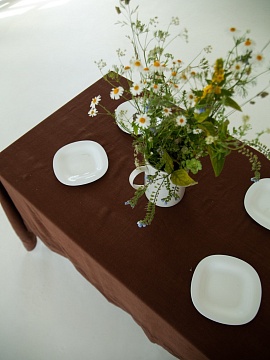 Умягченная скатерть изо льна Шоколад без салфеток