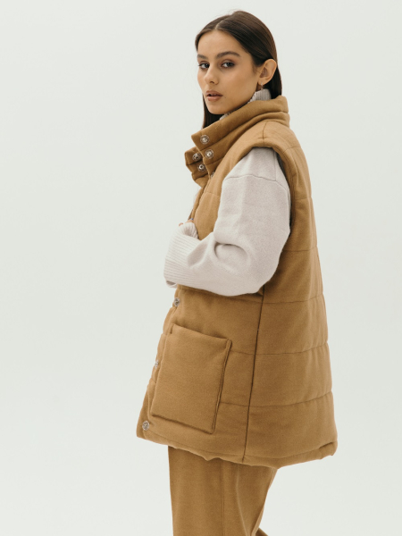 Жилет стеганый wool Snezhno limited mustard
