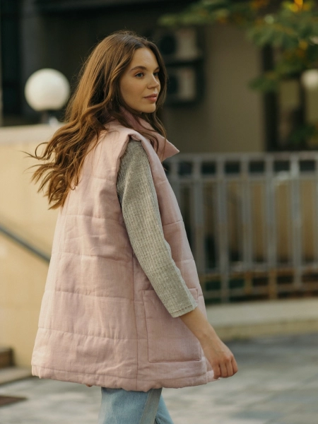 Жилет стеганый Snezhno dusty rose