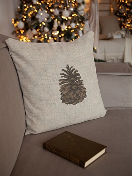 Декоративная наволочка изо льна Шишка