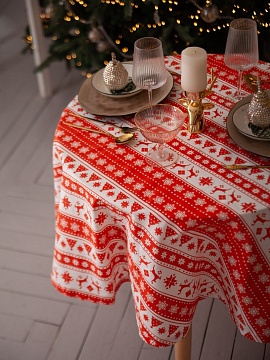 Скатерть льняная Северные олени круглая без салфеток